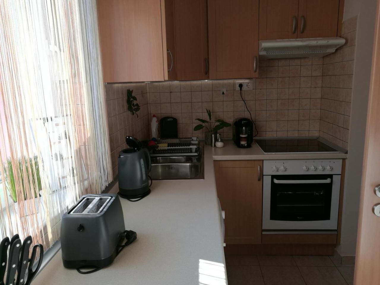 Csabai Apartman Бік Екстер'єр фото
